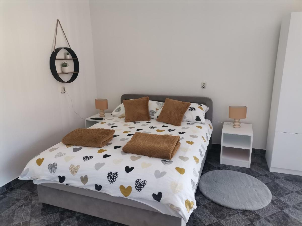 Appartamento Lucija Gospić Esterno foto